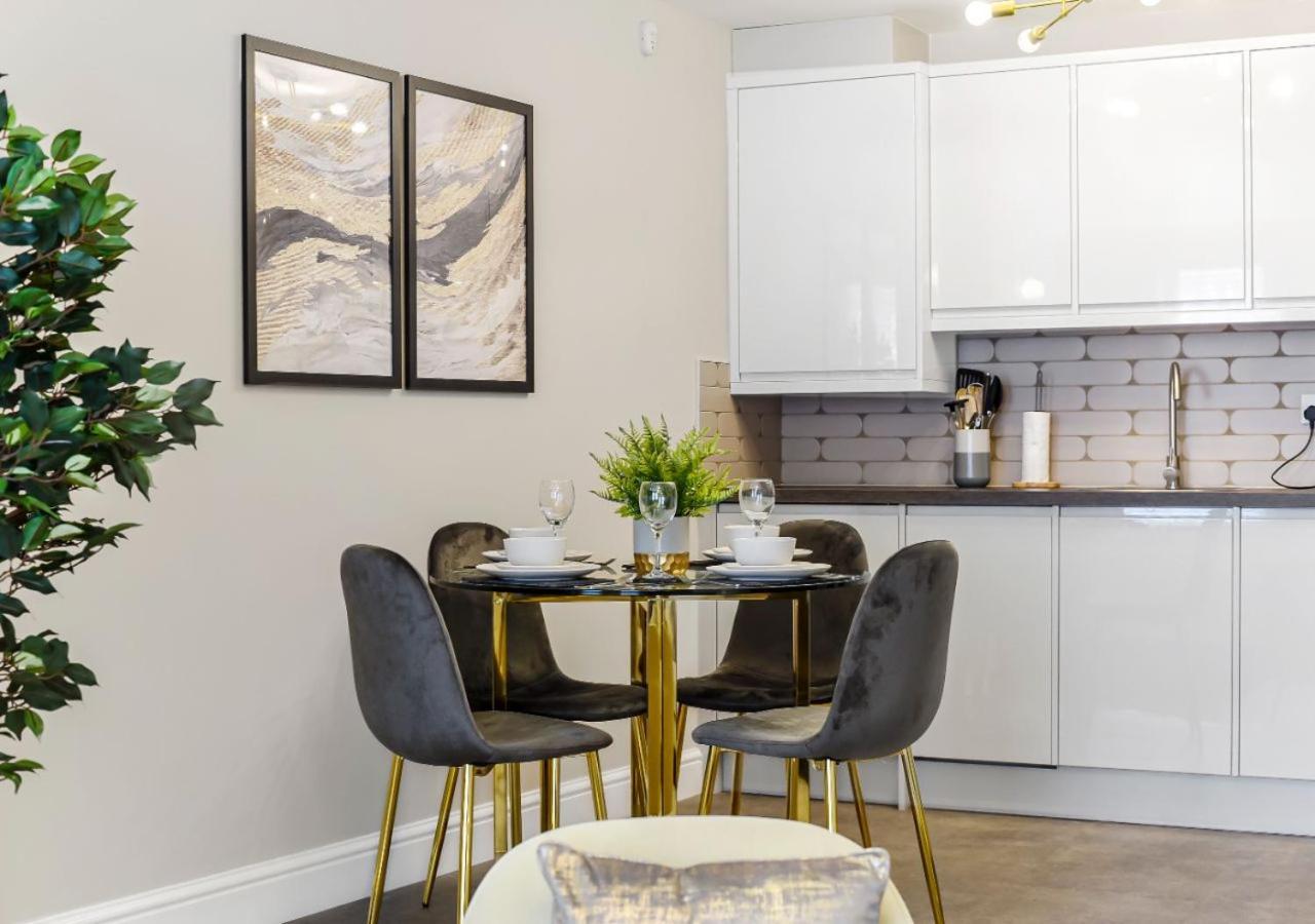 Apartamento Charm: Stylish & Comfy 2br Flat In *